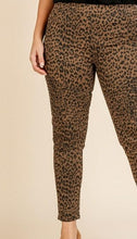 Load image into Gallery viewer, Leopard Moto Jeggings